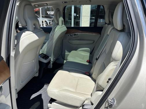 2018 Volvo XC90 T6 Inscription