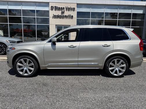 2018 Volvo XC90 T6 Inscription