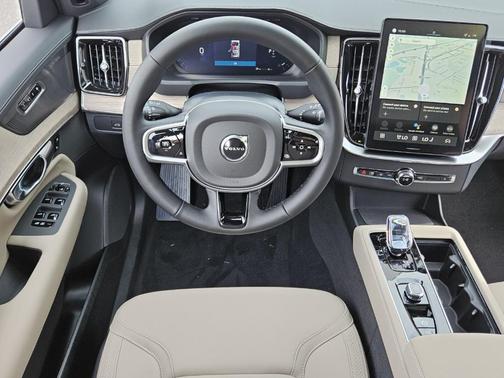 2026 Volvo XC90 B6 Plus 7-Seater