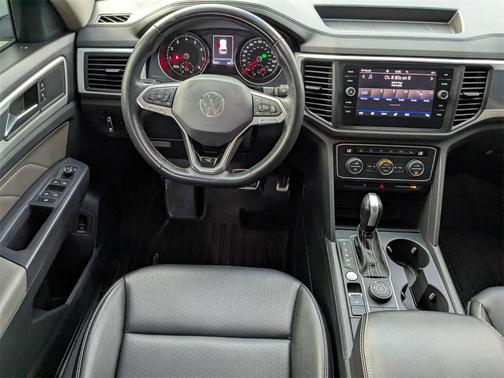 2021 Volkswagen Atlas 3.6 V6 SE w/ Technology R-Line