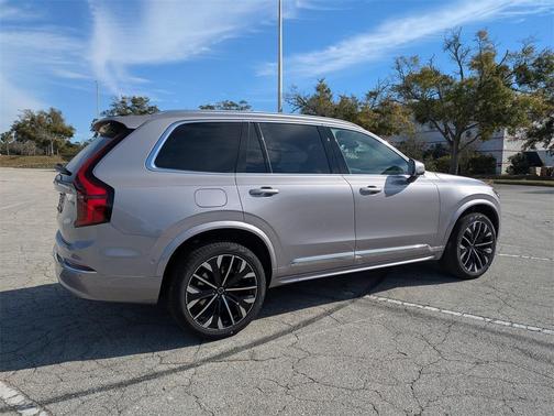 2026 Volvo XC90 B6 Plus 7-Seater