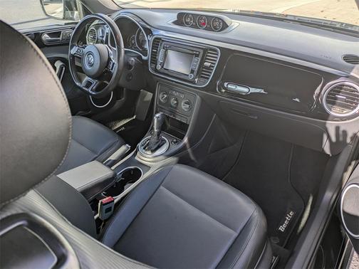 2014 Volkswagen Beetle 2.0L TDI