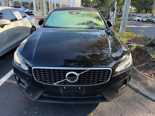 2020 Volvo S90 T6 R-Design