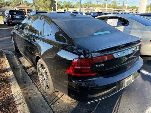 2020 Volvo S90 T6 R-Design
