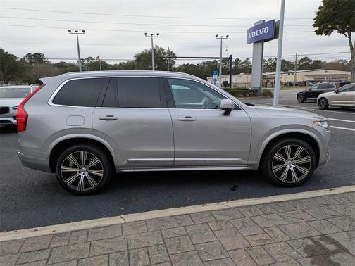 2025 Volvo XC90 B6 Ultra