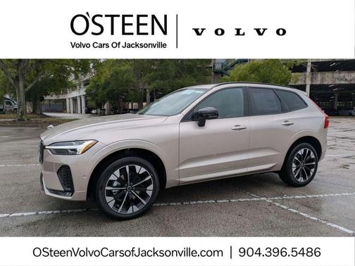 2026 Volvo XC60 B5 Plus