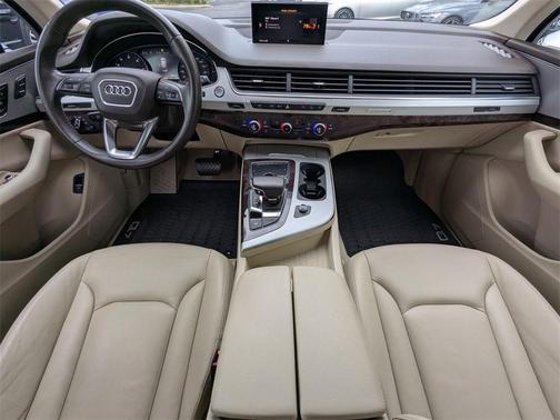 2019 Audi Q7 45 Premium