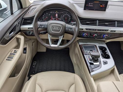2019 Audi Q7 45 Premium