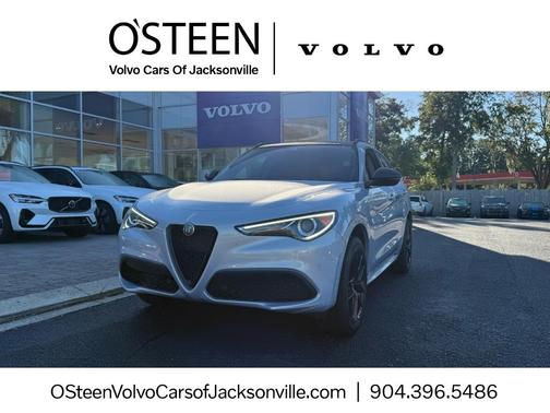 2020 Alfa Romeo Stelvio Base