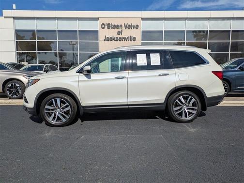 2017 Honda Pilot Touring