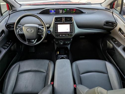 2021 Toyota Prius XLE
