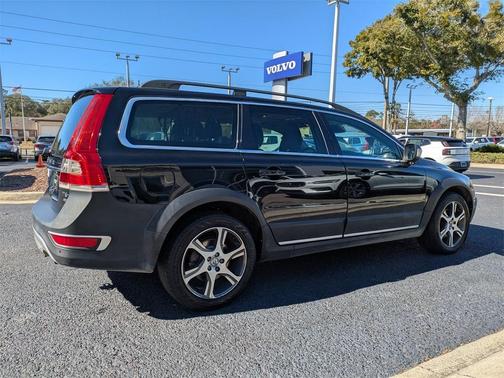 2015 Volvo XC70 T6 Platinum