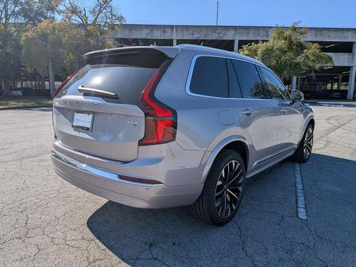 2026 Volvo XC90 Plug-In Hybrid T8 Plus 7-Seater