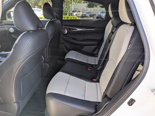 2023 INFINITI QX55 SENSORY