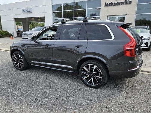 2023 Volvo XC90 B6 Plus 6-Seater