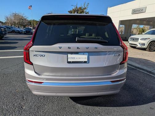 2026 Volvo XC90 B6 Ultra 7-Seater