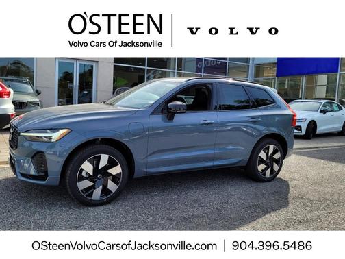 2024 Volvo XC60 Recharge Plug-In Hybrid T8 Plus Dark Theme