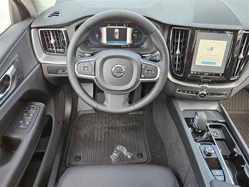 2025 Volvo XC60 Plug-In Hybrid T8 Core