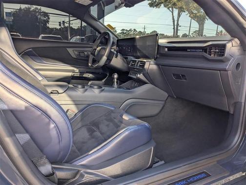 2024 Ford Mustang Dark Horse