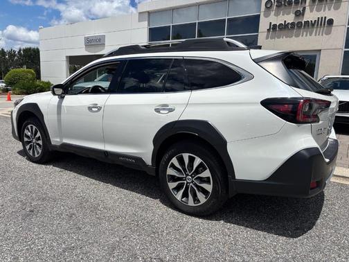 2024 Subaru Outback Touring XT