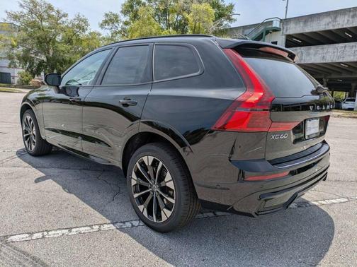 Onyx Black 2026 Volvo XC60 B5 Plus