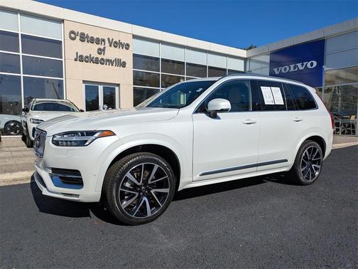 2024 Volvo XC90 B6 Ultimate Bright Theme 7-Seater