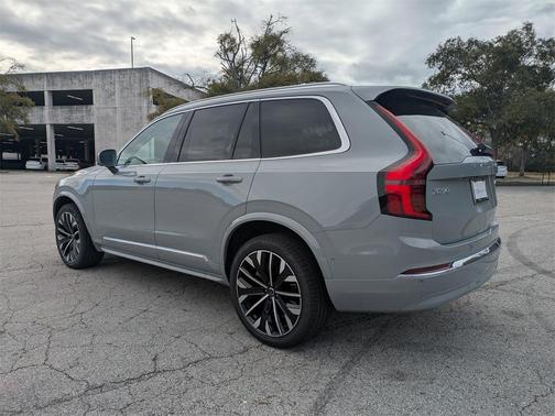 2026 Volvo XC90 B6 Ultra 7-Seater