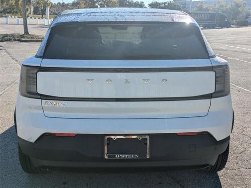 2026 Volvo EX30 Twin Motor Plus