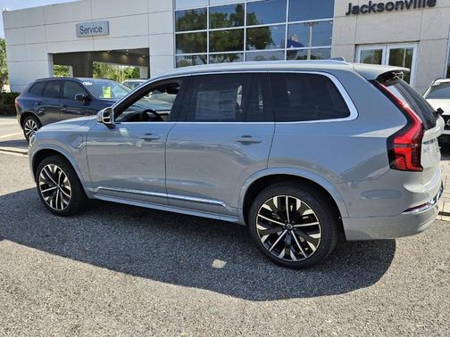 2025 Volvo XC90 Plug-In Hybrid T8 Ultra 7-Seater