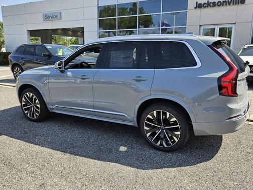 2025 Volvo XC90 Plug-In Hybrid T8 Ultra 7-Seater