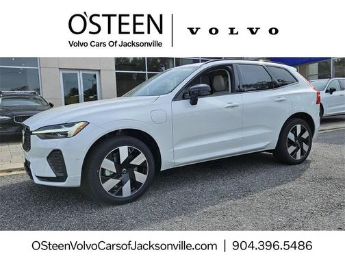 2025 Volvo XC60 Plug-In Hybrid T8 Plus