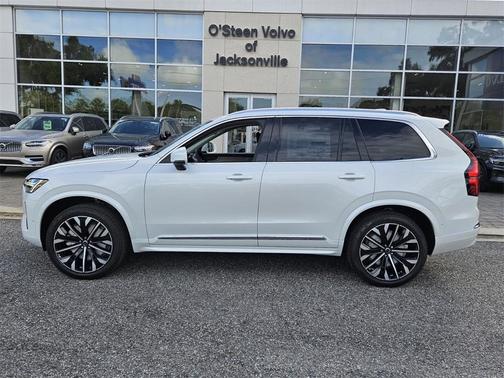 2026 Volvo XC90 B5 Plus 7-Seater