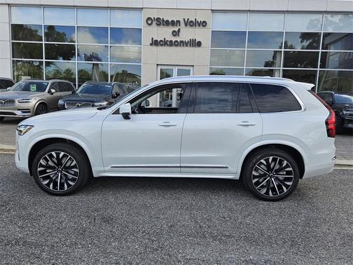 2026 Volvo XC90 B5 Plus 7-Seater