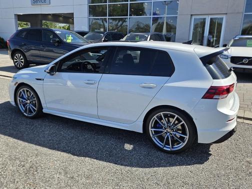 2024 Volkswagen Golf R 2.0T
