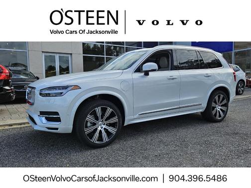 2025 Volvo XC90 Plug-In Hybrid T8 Plus 7-Seater