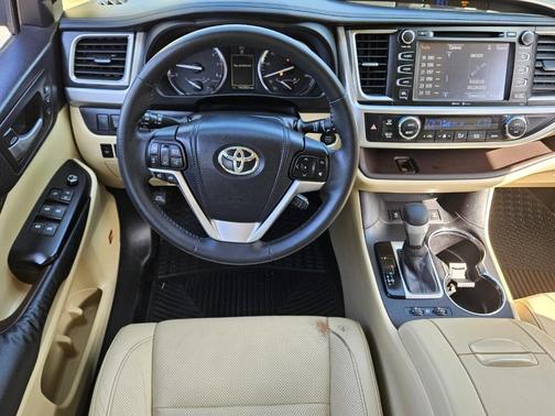 2014 Toyota Highlander Limited