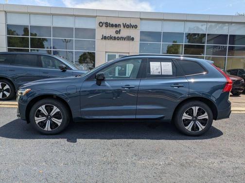 Denim Blue Metallic 2024 Volvo XC60 Recharge Plug-In Hybrid T8 Plus Dark Theme