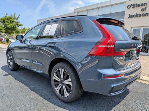 Denim Blue Metallic 2024 Volvo XC60 Recharge Plug-In Hybrid T8 Plus Dark Theme