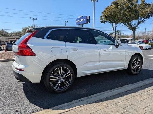 2019 Volvo XC60 T5 Momentum