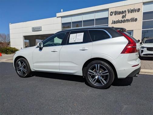 2019 Volvo XC60 T5 Momentum