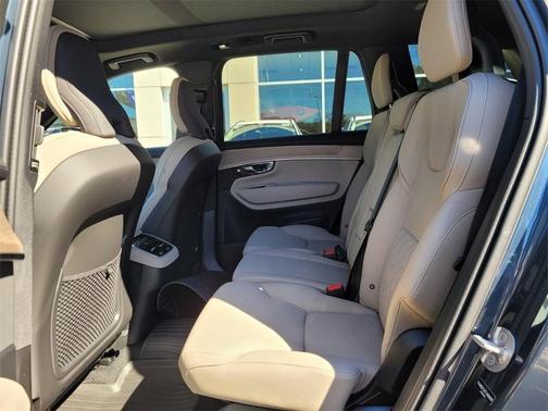 2026 Volvo XC90 B6 Core