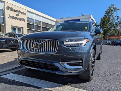 2023 Volvo XC90 B6 Plus 7-Seater