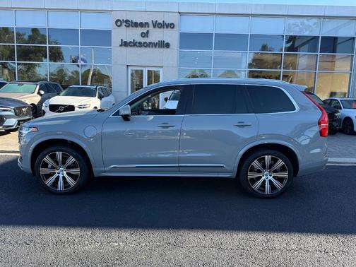 2024 Volvo XC90 Recharge Plug-In Hybrid T8 Ultimate 6-Seater