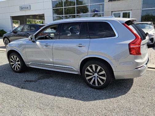 2025 Volvo XC90 B6 Plus 7-Seater