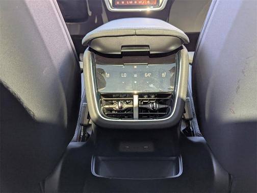 2025 Volvo EX90 Twin Motor Performance Ultra 6-Seater