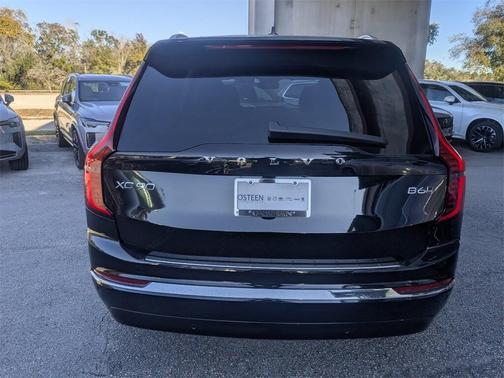 2026 Volvo XC90 B6 Ultra 7-Seater