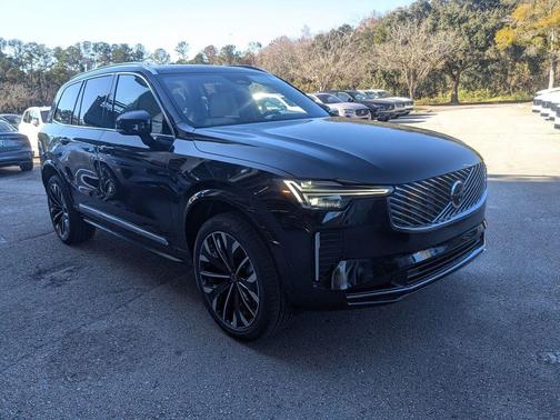 Onyx Black 2026 Volvo XC90 B6 Ultra 7-Seater
