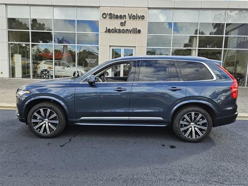 2024 Volvo XC90 B6 Plus Bright Theme 6-Seater