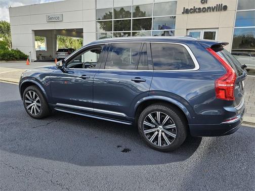 2024 Volvo XC90 B6 Plus Bright Theme 6-Seater