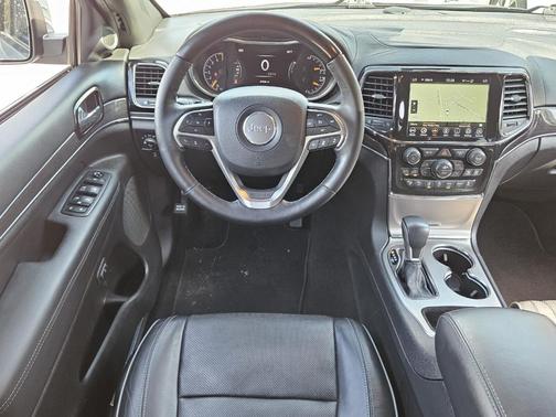 2020 Jeep Grand Cherokee Overland